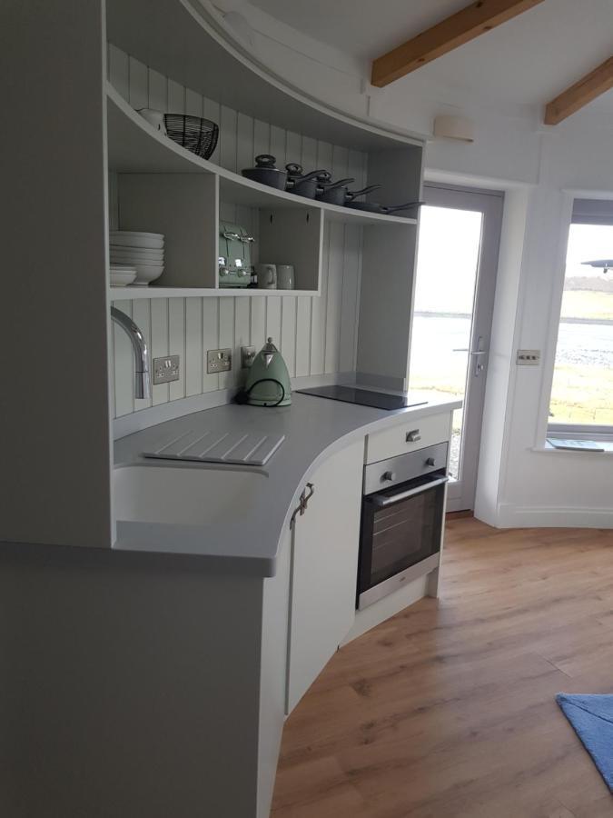 Skye Cabins Skeabost Buitenkant foto